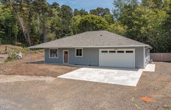 7320 Tanglewood Avenue, Gleneden Beach, OR 97388