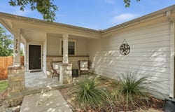 5776 MAXFLI DR, Schertz, TX 78108