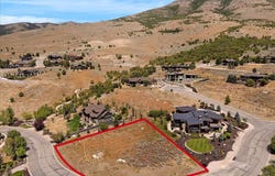 5674 PORCUPINE Dr, Eden, UT 84310