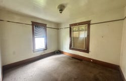 801 S Warren Street, Peoria, IL 61605