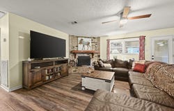 30633 John Dr, Denham Springs, LA 70726