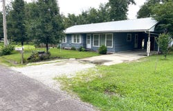 208 North Ash Street, Keytesville, MO 65261