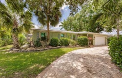 11560 NW 26th St, Plantation, FL 33323