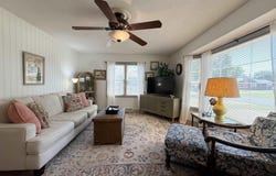 2 E 28th Ave, Hutchinson, KS 67502