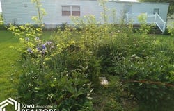 208 W Pleasant, Cincinnati, IA 52549
