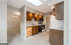 5691 MERION LANE, MACUNGIE, PA 18062