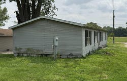 526 W Brummitt Street, Owensville, IN 47665-8734