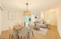 18 Spruce Ter, Mount Arlington Boro, NJ 07856-2309