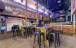 10  W Mountain  ST, Eureka Springs, AR 72632