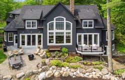 18 SHEEHANS ISLAND Road, Raymond, ME 04071