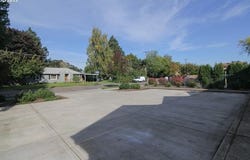 1552 E 3RD St, Newberg, OR 97132