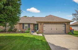 204 E Cypress Street, Clever, MO 65631