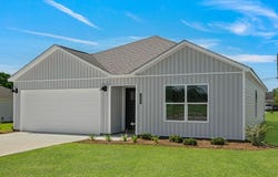 100 Asher Circle, Headland, AL 36345