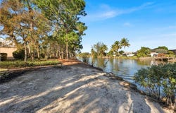 3685 Yosemite Ct, NAPLES, FL 34116