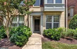 839 REGENTS SQUARE, OXON HILL, MD 20745