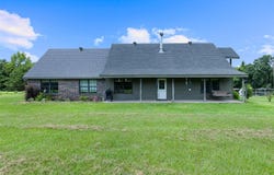 2847 1764 Road, Jefferson, TX 75657