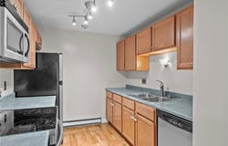 117 John Street, Lincoln, RI 02865