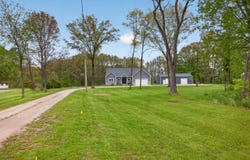 7615 Lansing Avenue, Jackson, MI 49201