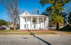 227 Blount Street, Winterville, NC 28590