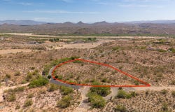 1055 W MONTE VISTA Trail, Wickenburg, AZ 85390