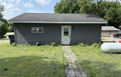 902 Pacific Avenue, Kerkhoven, MN 56252