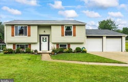 1615 GREENWOOD DRIVE, LEBANON, PA 17046