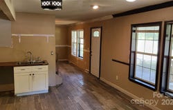 2425 Kershaw Camden Highway, Lancaster, SC 29720