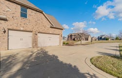 19863 Jared Drive, Bloomington, IL 61705