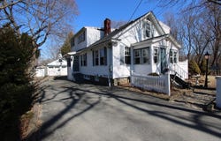 25 Crawford St, Worcester, MA 01604