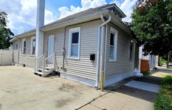 212 MADISON STREET, RIVERSIDE, NJ 08075