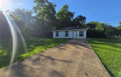 201 PASCHAL, Troup, TX 75789