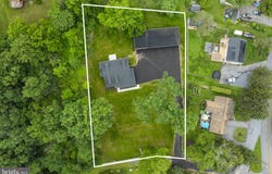 105 LAKE ROAD, ELIZABETHTOWN, PA 17022