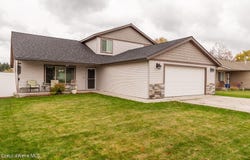 1324 E Yellowstone Ave, Post Falls, ID 83854