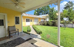 994 Cypress Ave, Cushing, TX 75760
