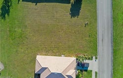 2020 Oxford Ridge Circle, Lehigh Acres, FL 33973