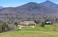 1066 Greyledge Rd, Buchanan, VA 24066