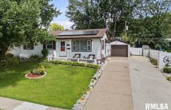 1203 N THORNWOOD Avenue, Davenport, IA 52804