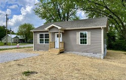 99 Joe Traylor Avenue, Glasgow, KY 42141
