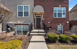2877 Hartwick Drive, Rochester Hills, MI 48307