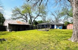 1307 W Main ST, Cameron, TX 76520