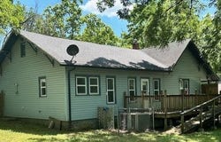 718 W Maple Street, Nevada, MO 64772
