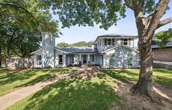 1 Whispering Vine Court, Grapevine, TX 76051