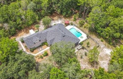 700 VALLEY STREAM DRIVE, GENEVA, FL 32732