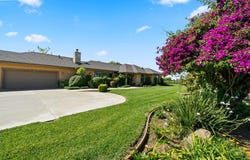2445 Taylor Ln, Byron, CA 94514