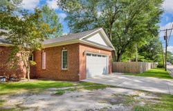 400 Mcmillan Avenue, Red Springs, NC 28377