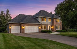 19885 Chartwell Hill, Shorewood, MN 55331