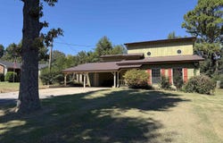 1887 Heritage Park Road, Piggott, AR 72454