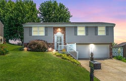 5028 Windriver Drive, Kennedy Twp, PA 15136