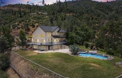 15223 Ledgewood Drive, Redding, CA 96001