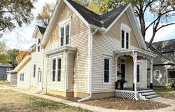 432 S RANDOLPH Street, Macomb, IL 61455